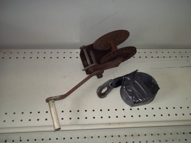 Boat winch with strap