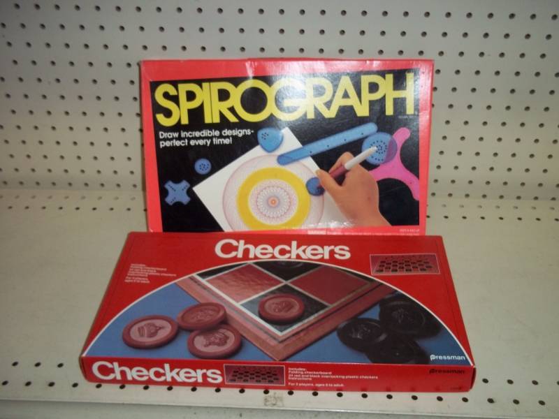 Checkers and Spirographe Games
