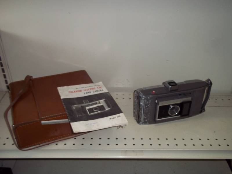 Polaroid Land Camera   Model J66