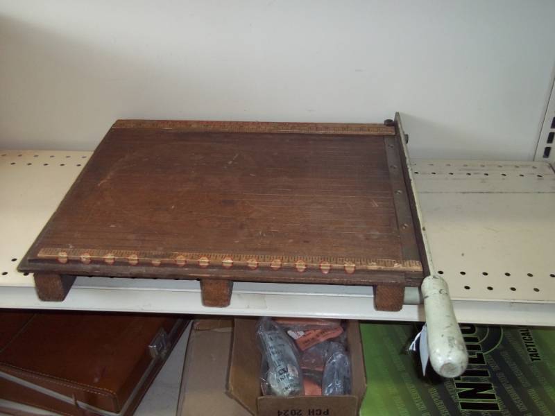 Paper Cutter