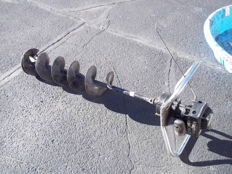 Magnum 49cc 7 ice auger  for parts or repair