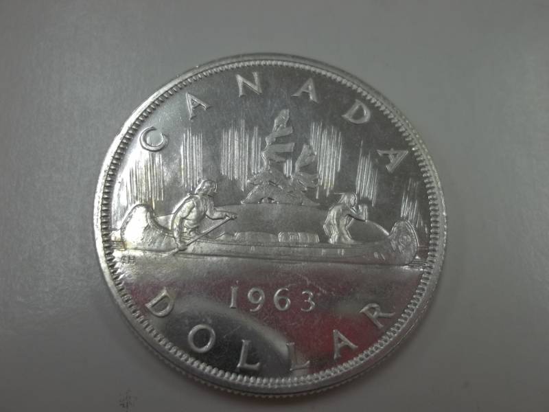 1963 Voyager Canadian Silver Dollar 80% Silver