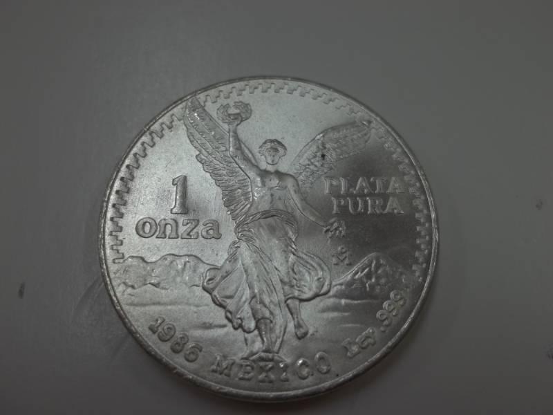 1986 Mexico Mexican .999 Fine One Ounce Pure Silver