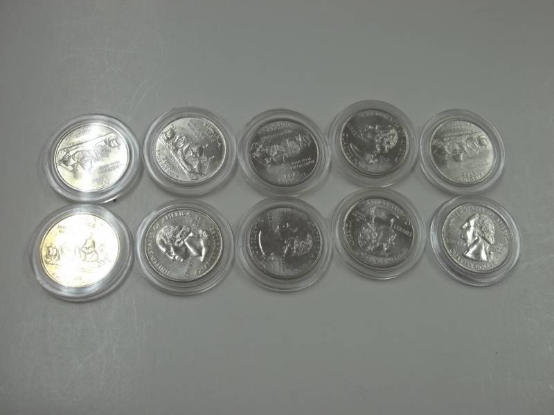 10 - 2000 Virginia Quarters in case