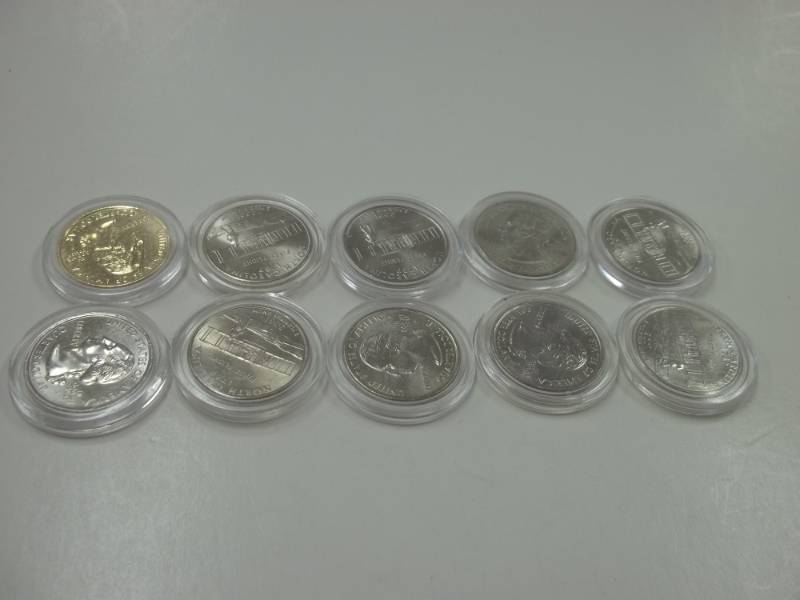 10 - 2001 North Carolina Quarters in case