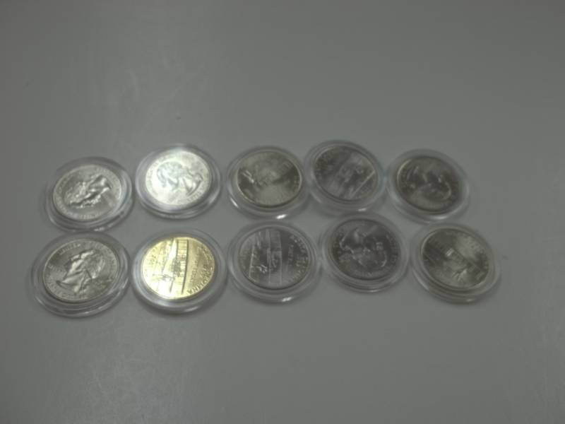 10 - 2001 North Carolina Quarters in case