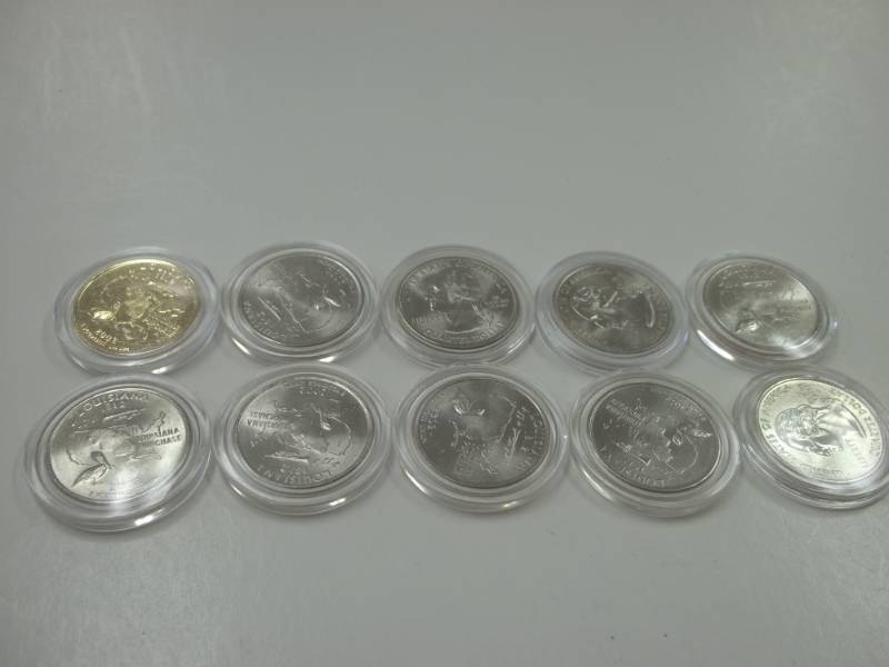 10 - 2002 Louisiana Quarters in case