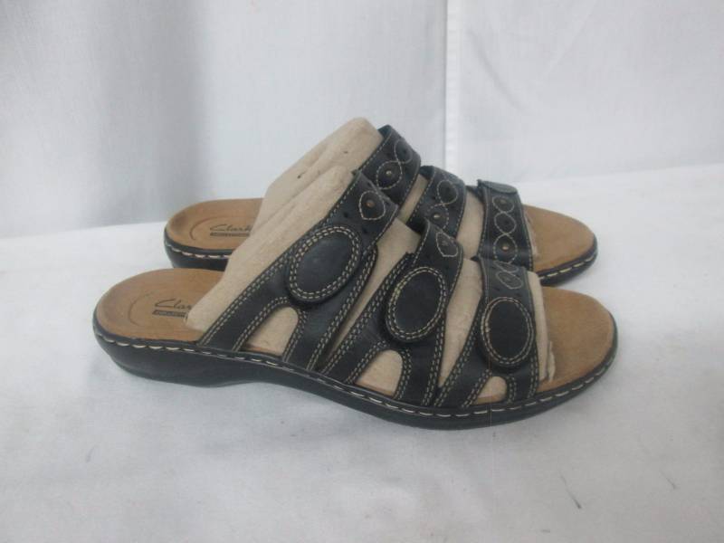 lot 66 image: Clarks Womens Leisa Cacti Q Sandal - Wide