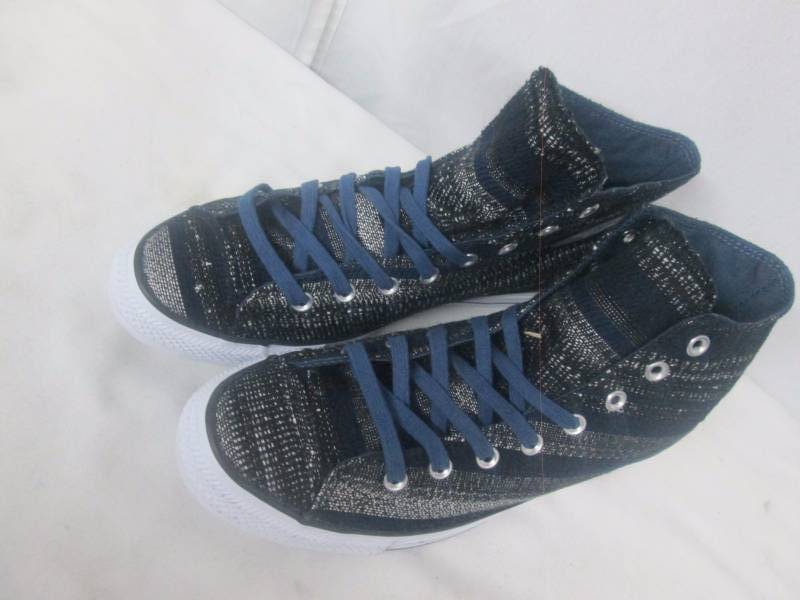 lot 52 image: Converse Unisex Chuck Taylor All Star Dobby Weave High-Top Sneakers
