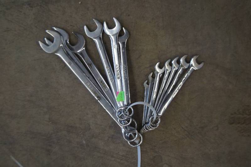 Metric Wrench Set