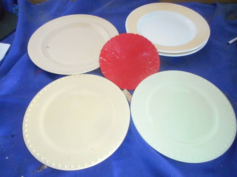 COLORED GLASSWEAR