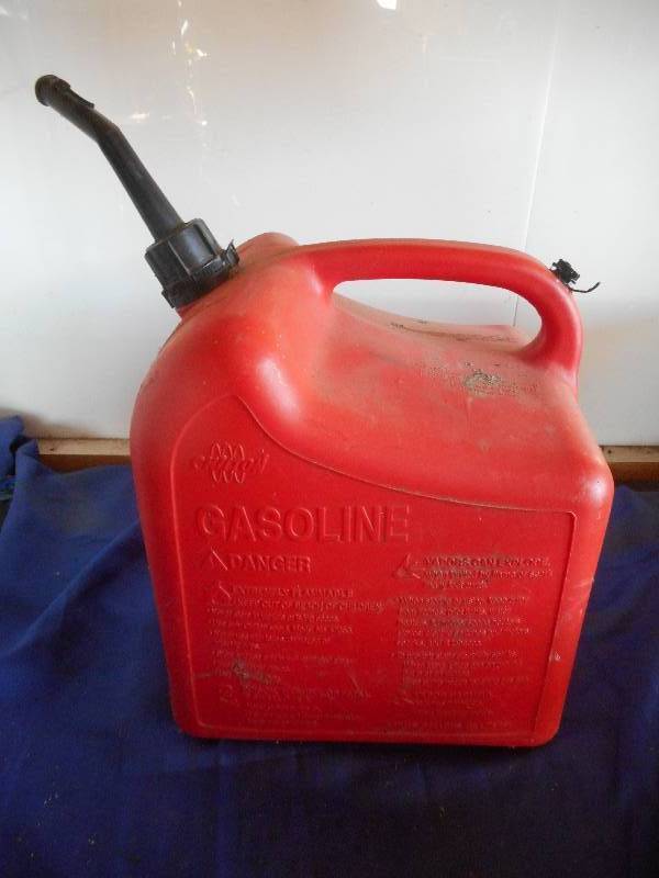 LARGE GAS CAN