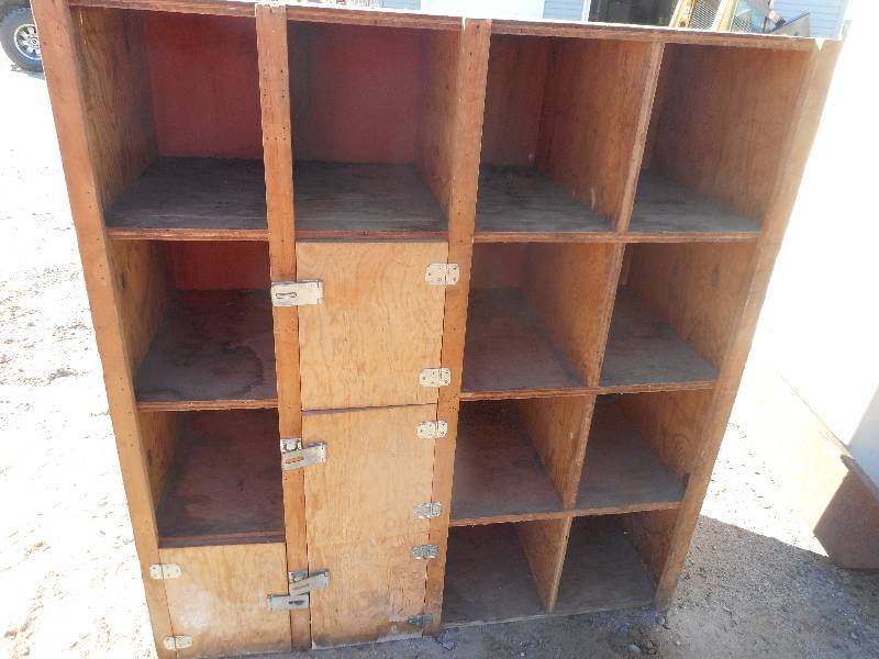 STORAGE CABNET ALL INDIVIDULE COMPARTMENTS