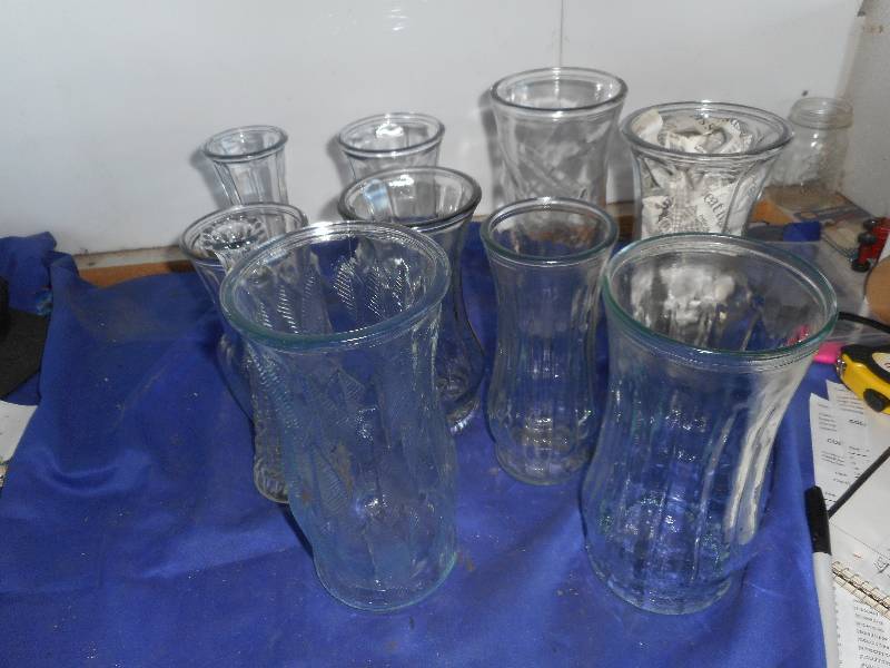 10 VASES