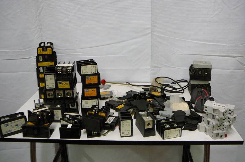 Fuse Holders Powr Distribution Block Switches Etc