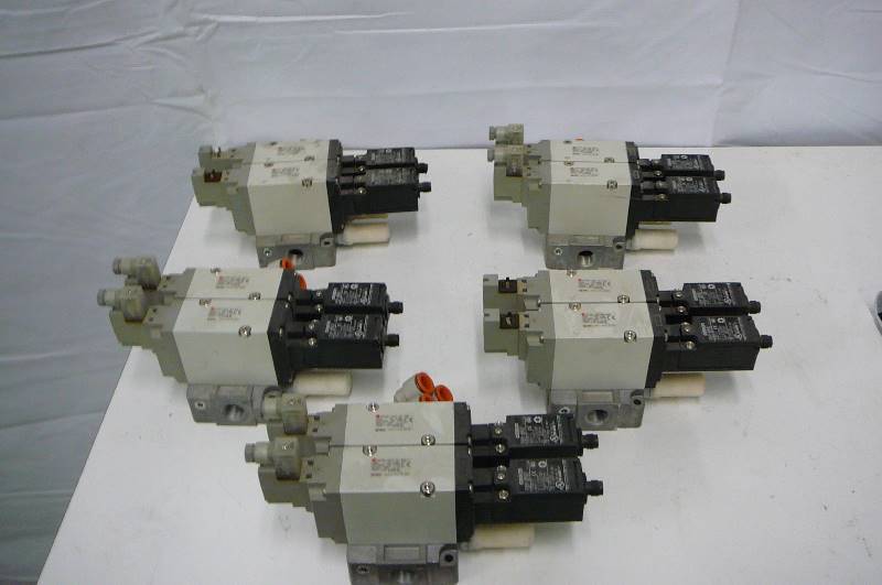 ScM UP744R-50z1-m-x536 5 Count