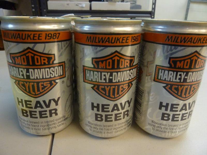 lot 445 image: Harley Davidson Collectible Unopened Beer Cans