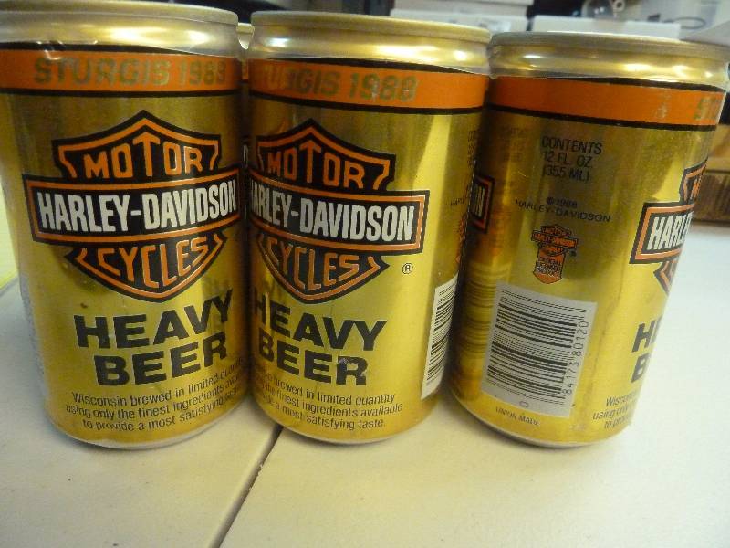 lot 449 image: Harley Davidson Collectible Unopened Beer Cans