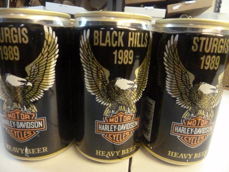 lot 459 image: Harley Davidson Collectible Unopened Beer Cans