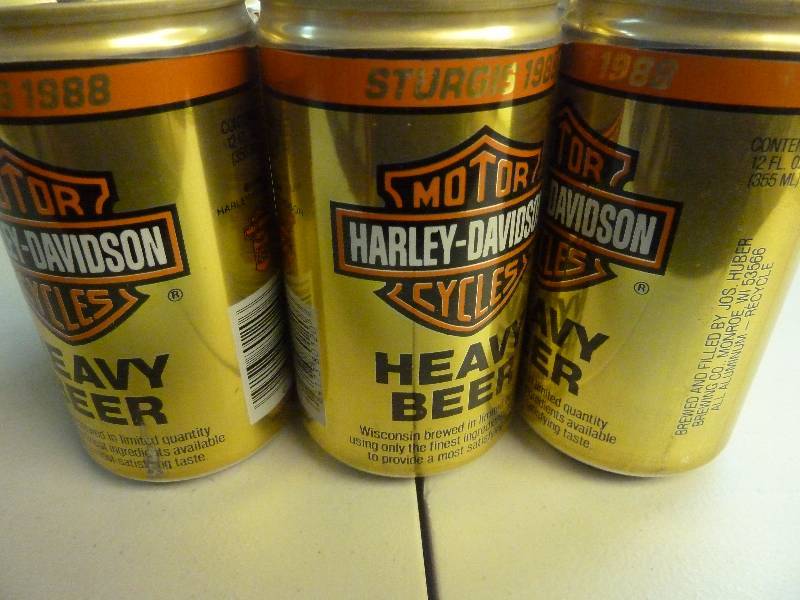 lot 463 image: Harley Davidson Collectible Unopened Beer Cans