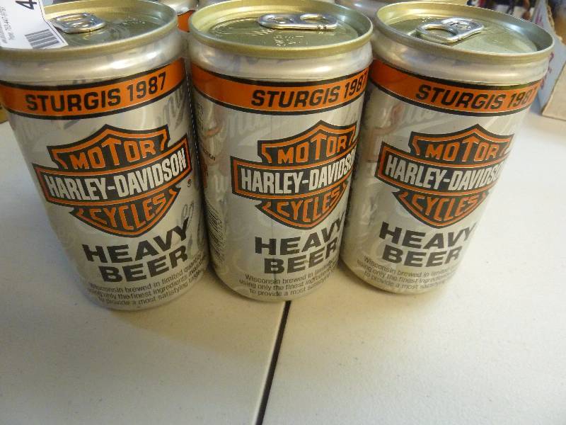 lot 476 image: Harley Davidson Collectible Unopened Beer Cans