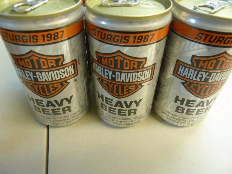 lot 478 image: Harley Davidson Collectible Unopened Beer Cans