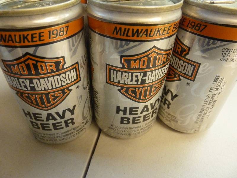 lot 487 image: Harley Davidson Collectible Unopened Beer Cans