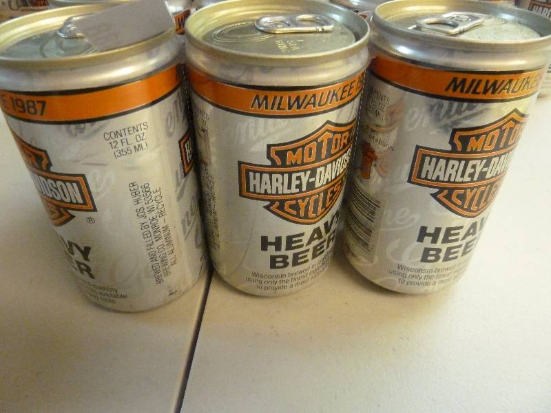 lot 488 image: Harley Davidson Collectible Unopened Beer Cans