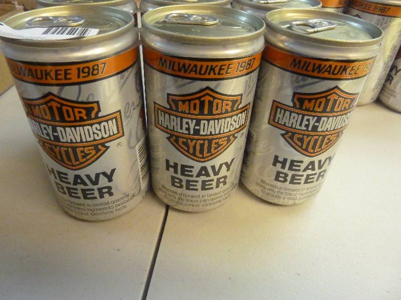 lot 489 image: Harley Davidson Collectible Unopened Beer Cans