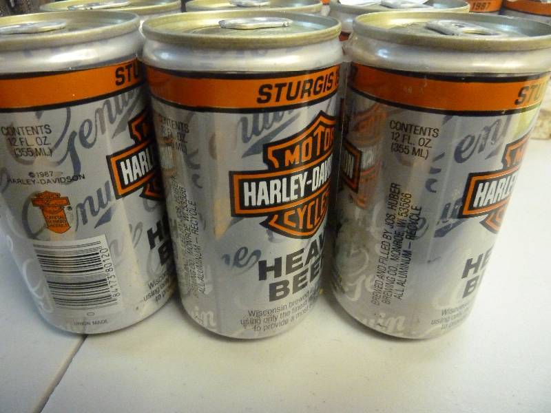 lot 530 image: Harley Davidson Collectible Unopened Beer Cans