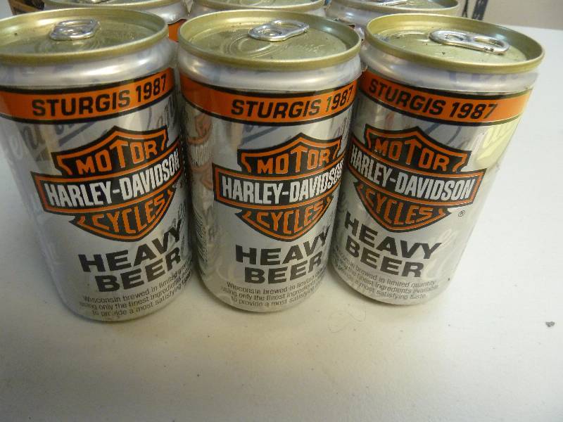 lot 538 image: Harley Davidson Collectible Unopened Beer Cans