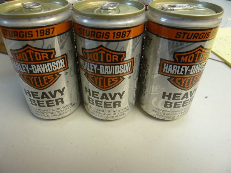 lot 537 image: Harley Davidson Collectible Unopened Beer Cans