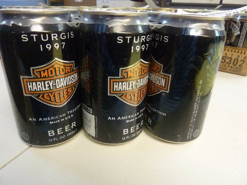 lot 552 image: Harley Davidson Collectible Unopened Beer Cans