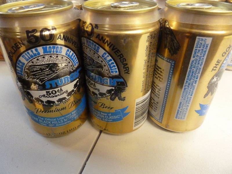 lot 557 image: Harley Davidson Collectible Unopened Beer Cans