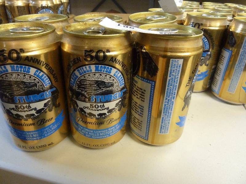 lot 561 image: Harley Davidson Collectible Unopened Beer Cans