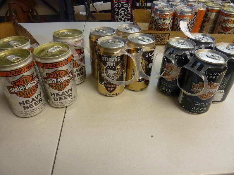 lot 564 image: Harley Davidson Collectible Unopened Beer Cans