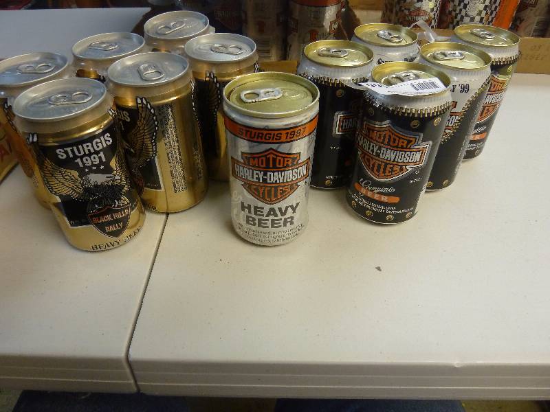 lot 566 image: Harley Davidson Collectible Unopened Beer Cans