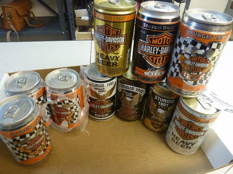 lot 575 image: Harley Davidson Collectible Unopened Beer Cans