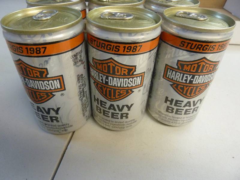 lot 576 image: Harley Davidson Collectible Unopened Beer Cans