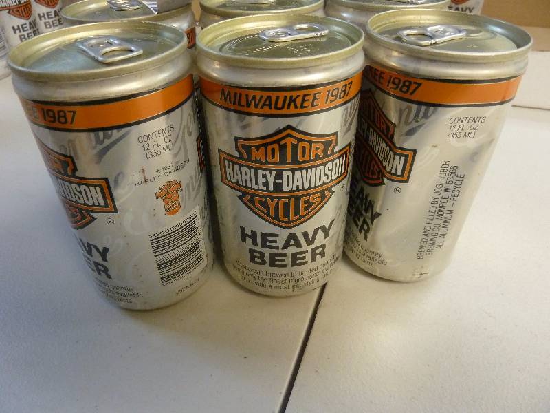 lot 577 image: Harley Davidson Collectible Unopened Beer Cans