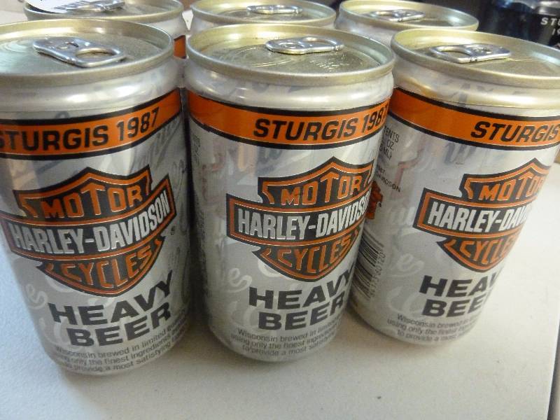 lot 581 image: Harley Davidson Collectible Unopened Beer Cans