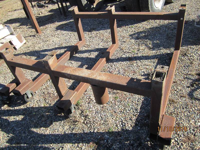 Pipe roller for welding...