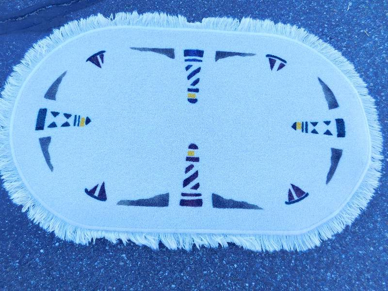 2.5x4 Hand Painted Fringed Oval Rug