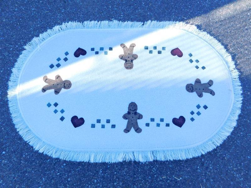 2.5x4 Hand Painted Fringed Oval Rug