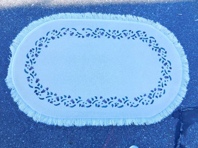 2.5x4 Hand Painted Fringed Oval Rug