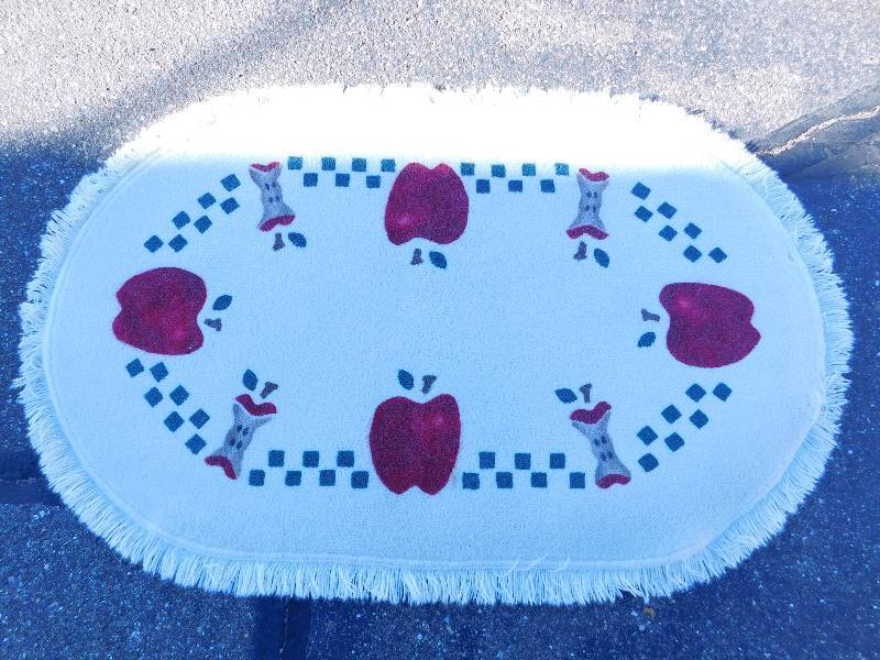 2.5x4 Hand Painted Fringed Oval Rug