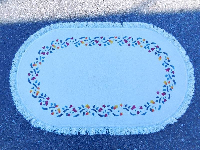 2.5x4 Hand Painted Fringed Oval Rug