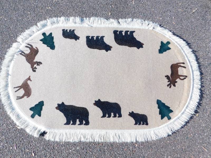 2.5x4 Hand Painted Fringed Oval Rug