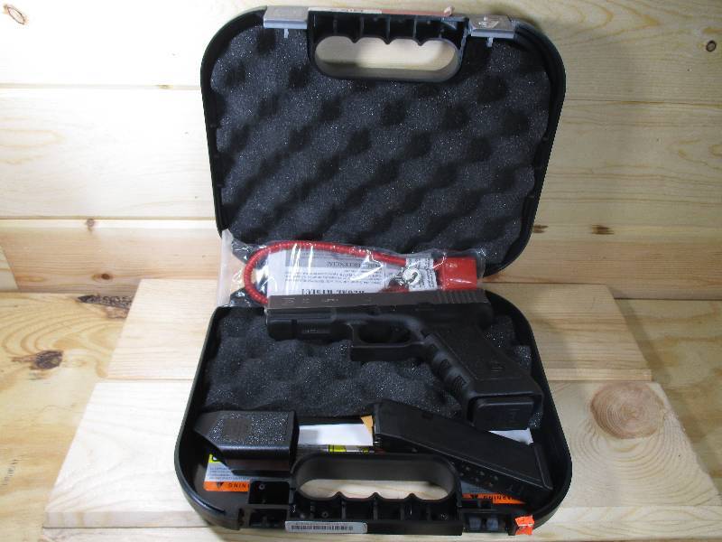lot 7 image: Glock G22 Gen3 NibX coated Slide and Barrel Semi-auto Pistol