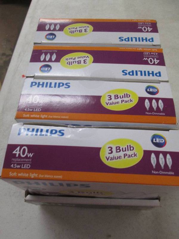 lot 230 image: 4 packages of philips 40w replaceme...